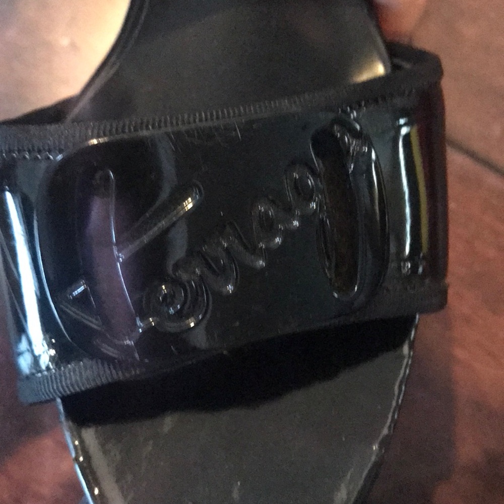 Sandals - Picture 2 of 4